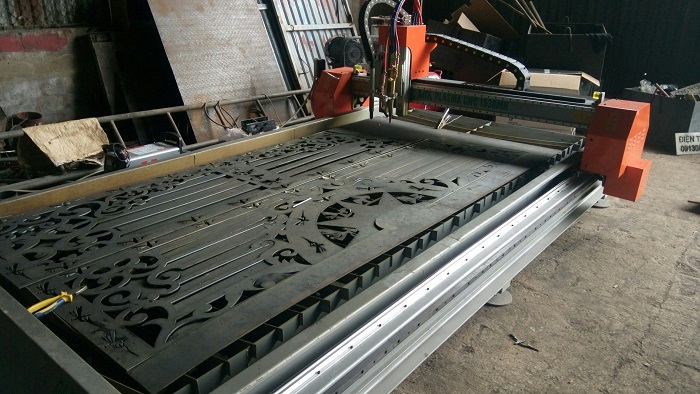 Để máy cắt CNC gỗ ở nơi khô thoáng, dễ hoạt động